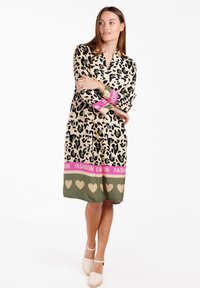 Key Largo SAVANNA V-NECK - Freizeitkleid - khaki