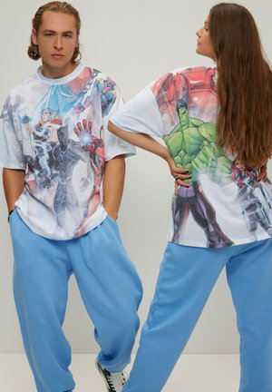 Studio Untold, UNISEX MARVEL TEE - T-shirt print - off-white