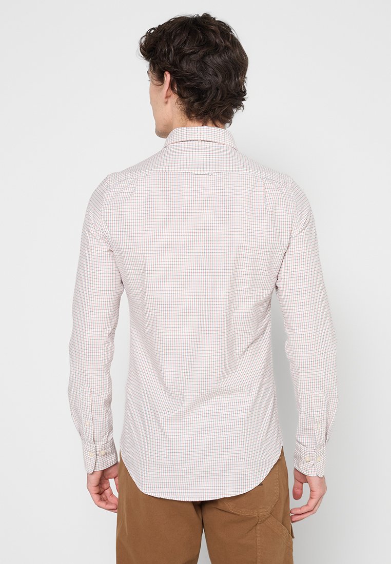 TATTERSALL SLIM FIT