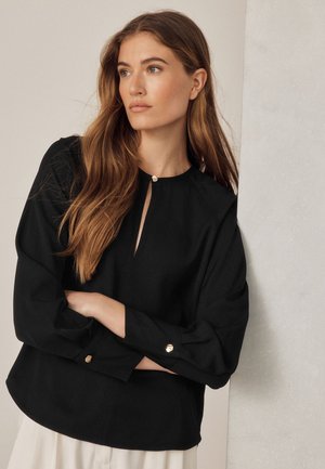 Next, REGULAR FIT - LONG SLEEVE V-NECK OVERHEAD BLOUSE . - Pluus - black