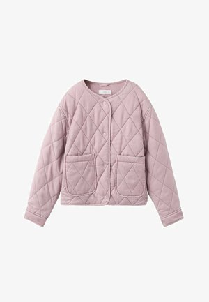Gewatteerde, cropped jas in lichtroze. Voorzien van twee zakken aan de voorkant, een ronde halslijn en een knoopsluiting met een zachte textuur.