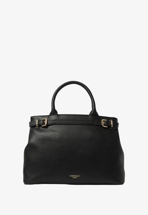 Borsa a mano in pelle nera con manici arrotondati, dettagli con fibbia dorata e logo "TWINSET" in lettere dorate sul davanti.