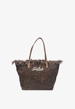 Borsa a mano con stampa leopardata marrone e nera, bordo superiore sfrangiato e manici in pelle chiara, logo ricamato "Mc2 Saint Barth" sul davanti.