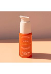 Sunday Riley C.E.O.15% VITAMIN C BRIGHTENING SERUM - Serum