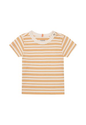 Witte t-shirt met korte mouwen, voorzien van oranje strepen, ronde halslijn en knoopdetail op de linker schouder. Gemaakt van zachte katoen.