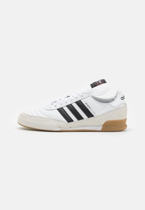 MUNDIAL GOAL - Chaussures de foot en salle - core black/footwear white