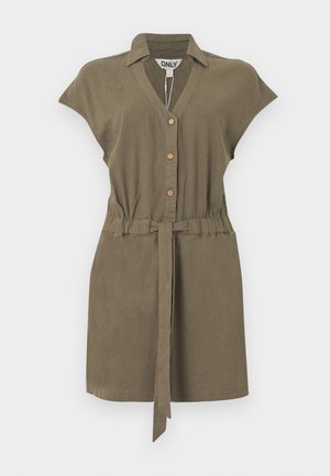 Šaty bez rukávov olivovo zelené so zapínaním na gombíky, s golierom, elastickým pásom a previazaným látkovým opaskom.