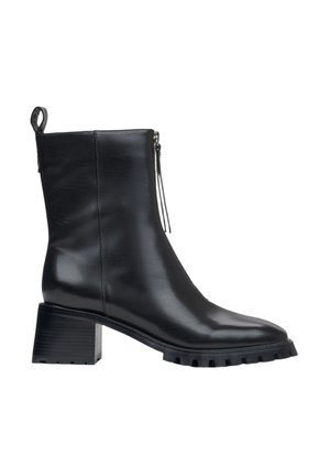 Classic ankle boots - black