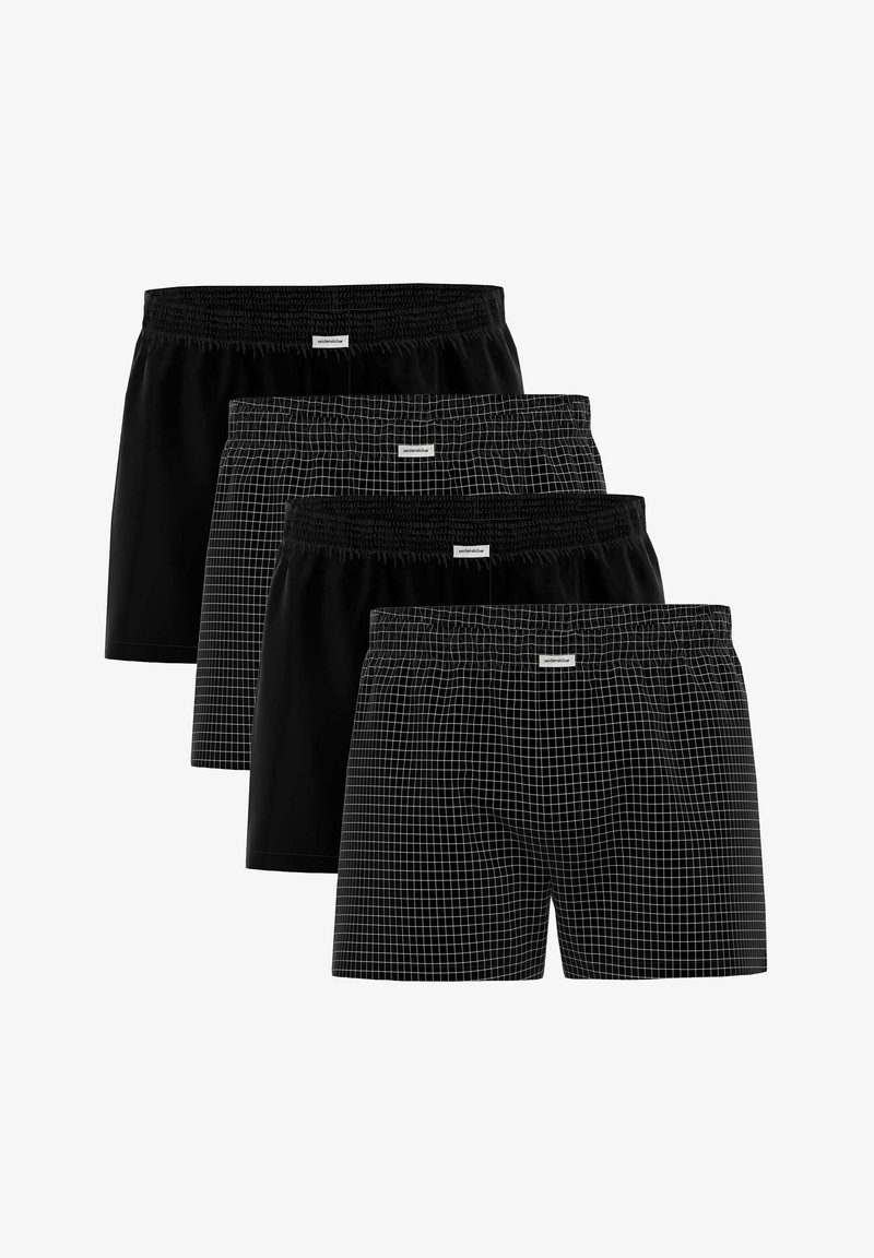 Vier schwarze Boxershorts; zwei einfarbig schwarz, zwei mit weißem Karomuster, elastischer Bund und Logotag vorne.