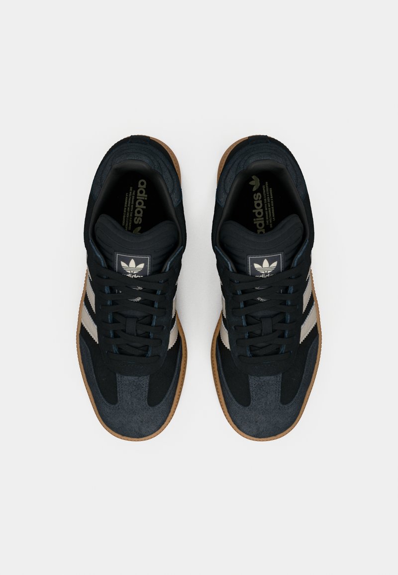 adidas Originals SAMBA XLG UNISEX - Trainers - core black/wonder alumina/ black - Zalando.co.uk