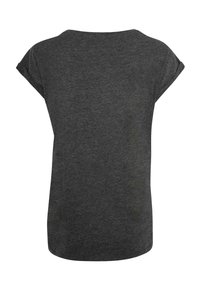 Mørkegrå kortærmet t-shirt med en afslappet pasform, rund halsudskæring og opkrøllede ærmer, lavet af blødt, let materiale.