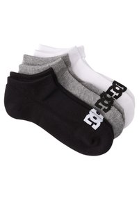 Vier Paar Knöchelsocken in Schwarz, Grau und Weiß. Der Stoff besteht aus einem Baumwollmix mit weicher Textur. Ein Paar hat ein kontrastierendes Logodetail.