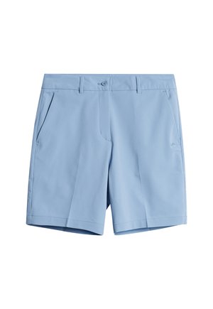 Helle blaue Shorts aus glattem Stoff, mit Knopfverschluss, Gürtelschlaufen und Seitentaschen. Einfaches, flaches Design auf der Vorderseite.
