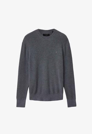Grijze gebreide trui met ronde hals, geribbelde boorden en zoom, met een klein logo op de linkerkant van de borst. Zacht van textuur en een aansluitend ontwerp.