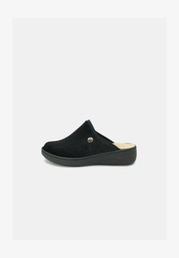 PANTOFOLE NATALIZIE CON RENNA FAYE GRUNLAND DONNA | Coppola Calzature PANTOFOLE NATALIZIE CON RENNA FAYE GRUNLAND DONNA | Coppola Calzature
