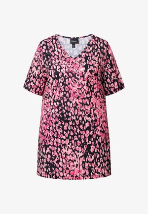 Lyhythihainen V-kaula-aukollinen tunika, jossa on vaaleanpunainen ja musta abstrakti leopardikuvio.