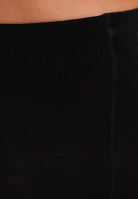 Thumbnail Image 2