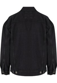 Zwarte denimjacket met een klassiek ontwerp, voorzien van een kraag, zijschoenen en drukknoopsluitingen bij de manchetten en onderkant.