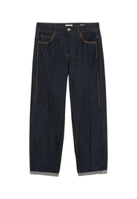 Jeans de mezclilla oscura con corte relajado, con costuras naranjas, diseño de cinco bolsillos y dobladillos enrollados en el bajo.