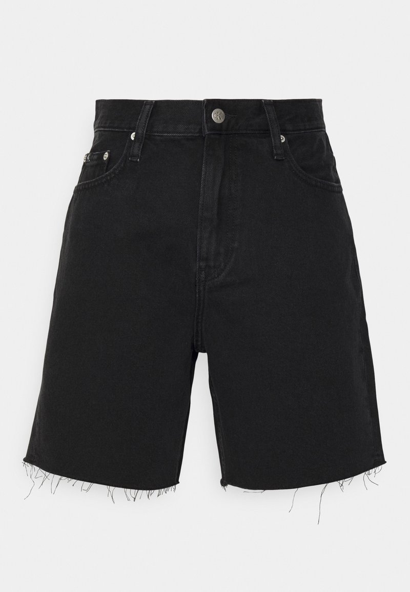 Svarta denimshorts med hög midja, framknäppning och fransad nederkant. Har bälteshällor och vanliga fickor.