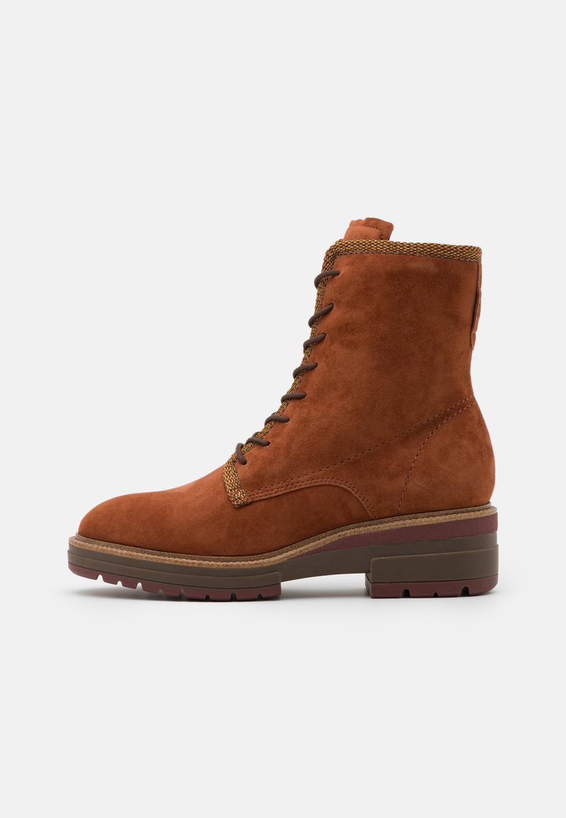 Botines con cordones