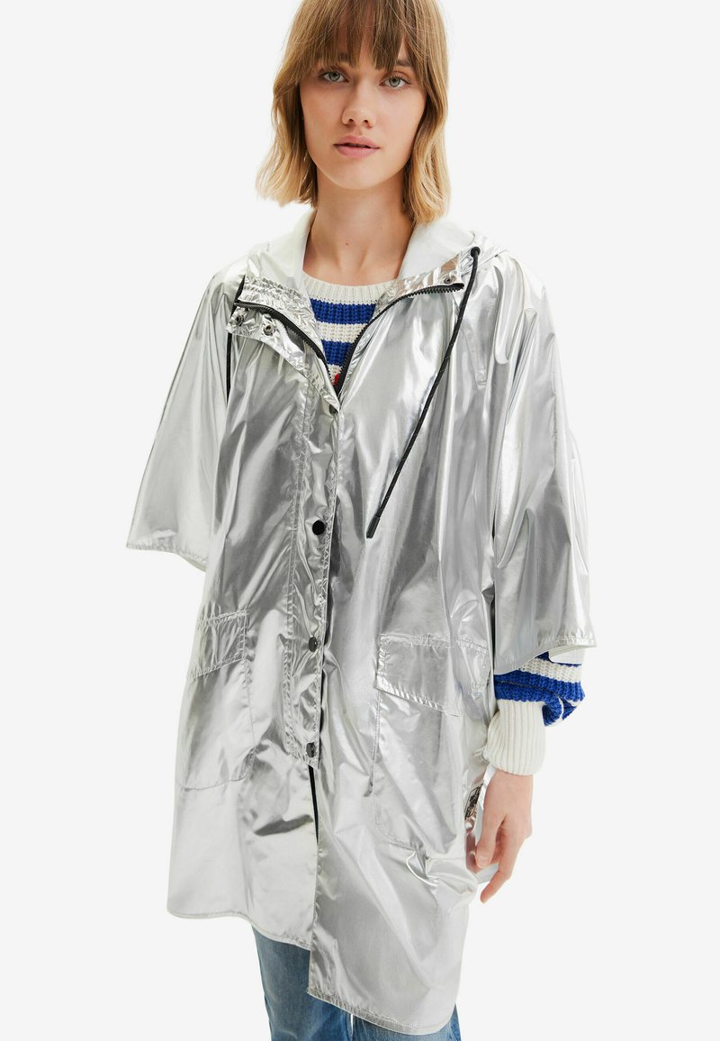 Desigual LAMINATED RAIN PONCHO Regenjacke / wasserabweisende Jacke