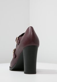 mint&berry Botines de tacón - bordeaux