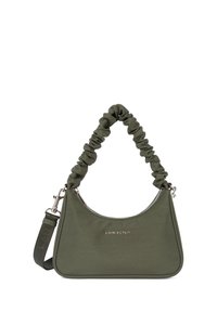 Borsa a spalla verde oliva con manico in tessuto arricciato, zip metallica, texture liscia, branding sottile e forma strutturata.
