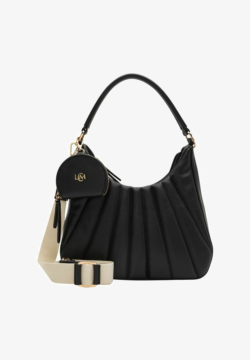 Sac à main noir texturé avec ferrures dorées, bandoulière beige amovible, et petite pochette ronde attachée à la poignée avec fermeture éclair dorée et logo.