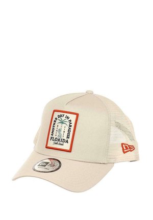 Cap - beige