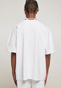 Starter JAQUARD  - Apdrukāts T-krekls - white