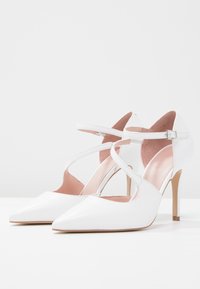 Zign Klassiska pumps - white