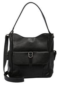 Borsa a mano in pelle nera con una texture liscia, parte superiore arrotondata, tracolla singola e una tasca frontale chiusa da un fermaglio in metallo. Presenta una tracolla regolabile.