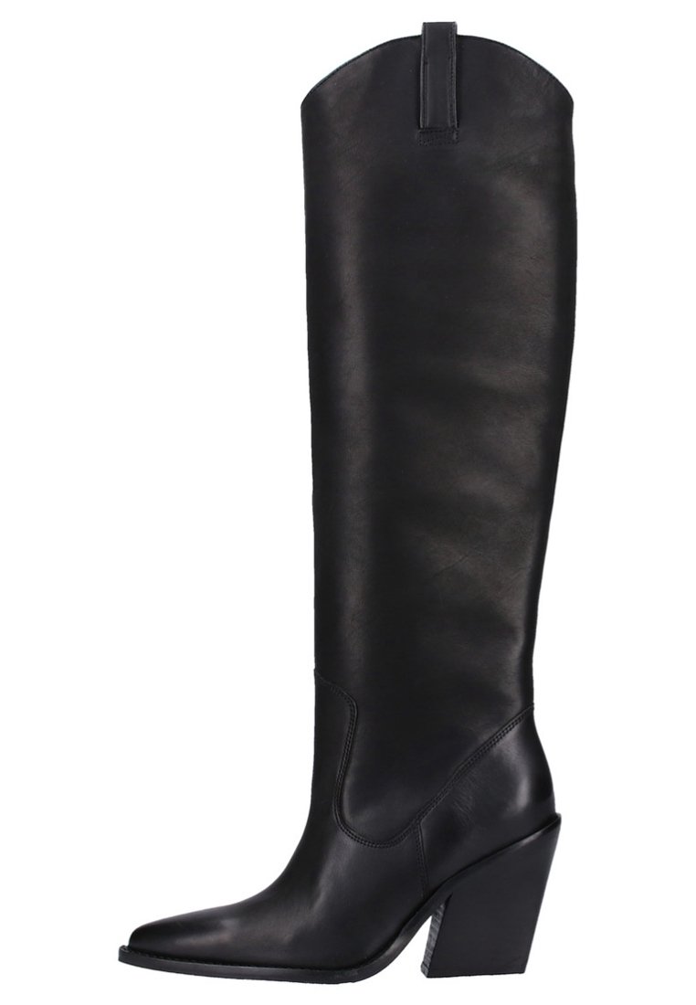 Botas de cuero negras hasta la rodilla con punta afilada, tacón cuadrado y un diseño elegante. Presenta un tirador trasero para facilitar el uso.