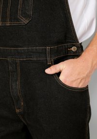 Shorts John F. Gee | I pantaloni corti su Zalando CH