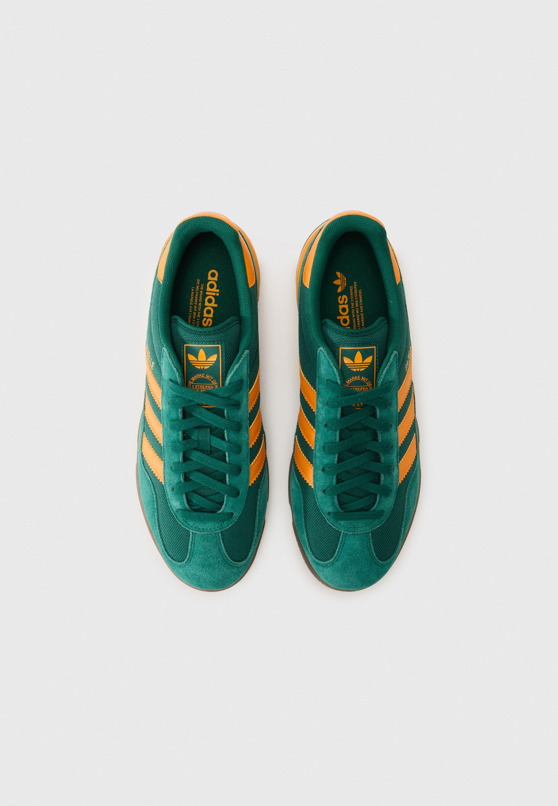 adidas Originals GAZELLE SALA UNISEX - Trainers - collegiate green