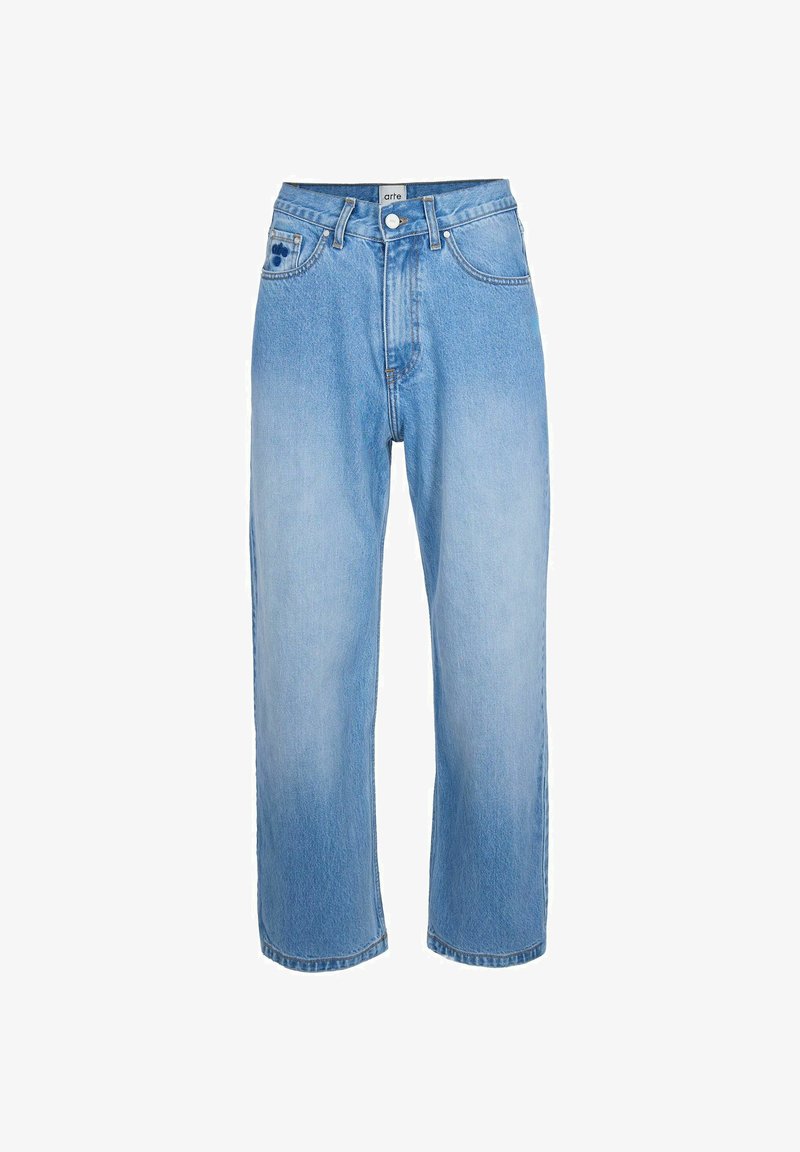 Jeans in denim azzurro chiaro con vestibilità morbida, vita alta e gamba dritta. Presentano una chiusura con bottone e cinque tasche.