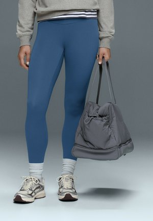 OYSHO, TECHNICAL SPORT BAG - Sac de sport - grey