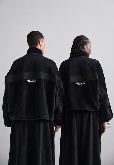 STAMM TRACK JACKET UNISEX - Chaqueta de entrenamiento - black