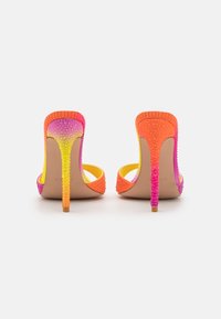 Simmi London FRANCA - Papuci înalți - pink/yellow
