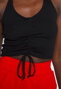 Even&Odd Μπλούζα - black