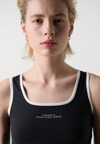 Converse CONVERSE X FENG CHEN WANG DRESS - Dzsörzéruha - black