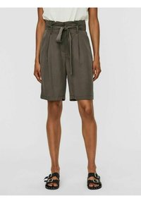 Vihreät, korkeavyötäröiset shortsit kevyestä materiaalista, joissa on sidottava vyötärö ja pleatit rentoa istuvuutta varten. Tasainen etuosa.