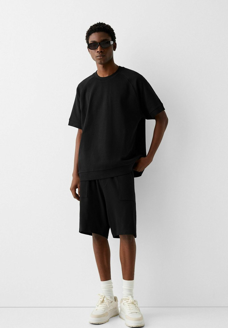 Bershka Shorts zwart Bershka Shorts zwart