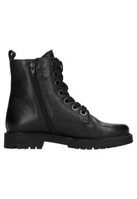 Bottines en cuir noir à finition texturée, dotées d'un laçage frontal, d'une fermeture éclair latérale et d'une semelle robuste pour une meilleure adhérence.