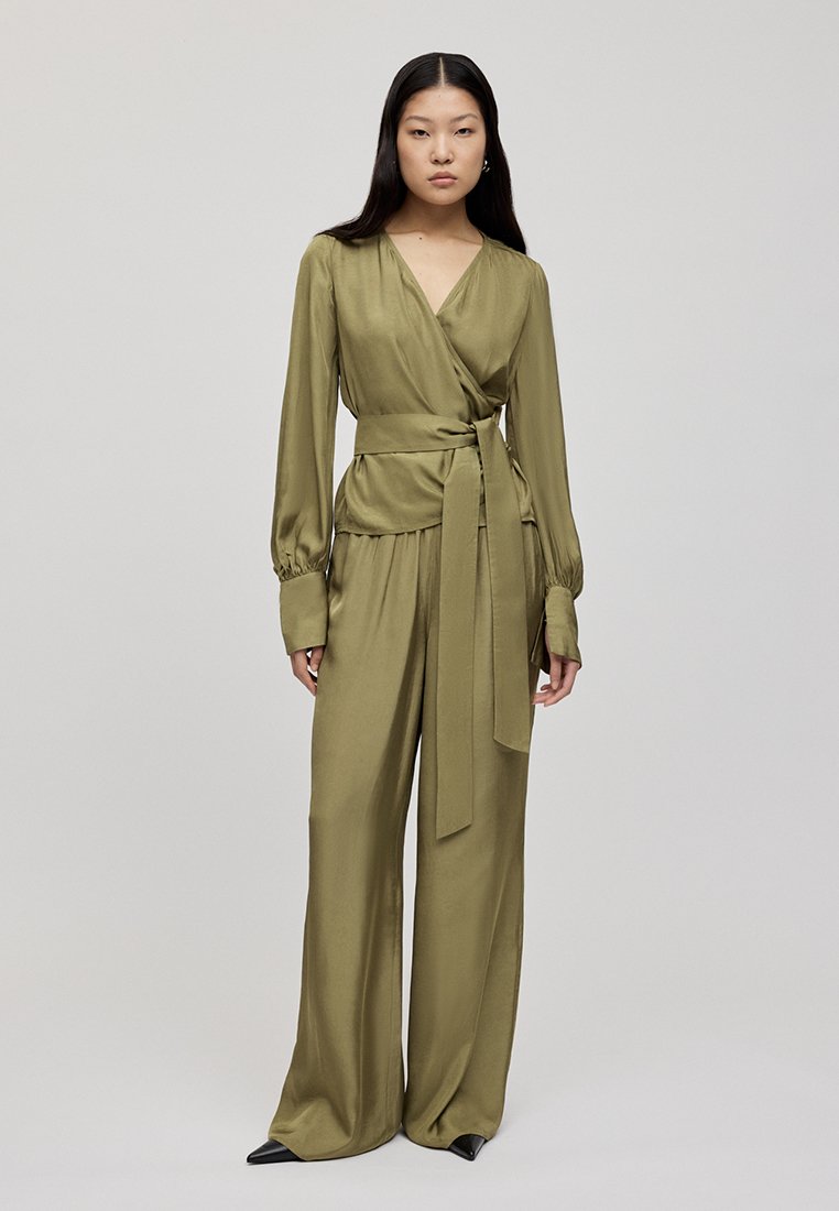 IVY OAK Blouse kaki