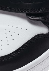 Jordan SKY JORDAN 1 - High-top trainers - white/sport blue-black