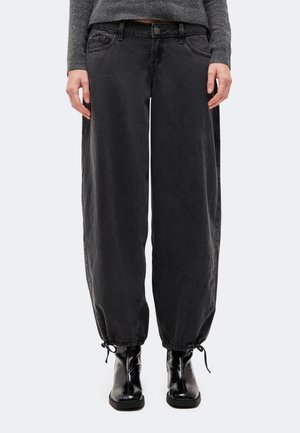 Hollister Co., TOPANGA TIE WAIST BALLOON - Торбести дънки - black denim