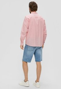 s.Oliver REGULAR pomarańczowy