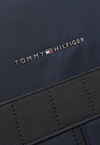 Tommy Hilfiger ELEVATED BACKPACK UNISEX - Sac à dos - space blue